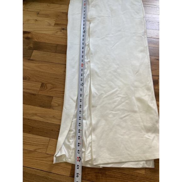 Superdown Gianna Sweathart Split Gown White Maxi Formal Holiday Black Tie Medium - Picture 10 of 14